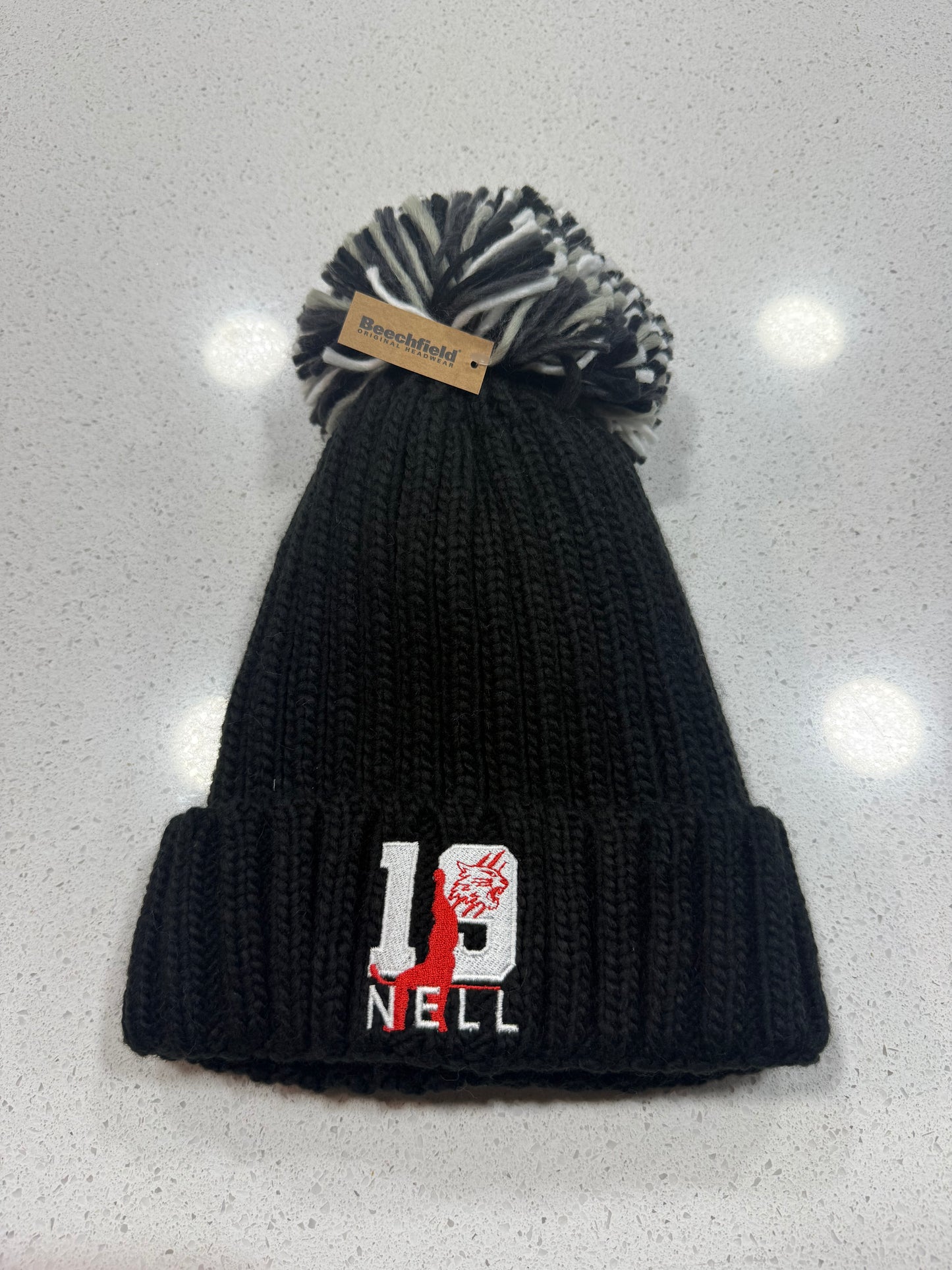 AN19 Bobble Hat